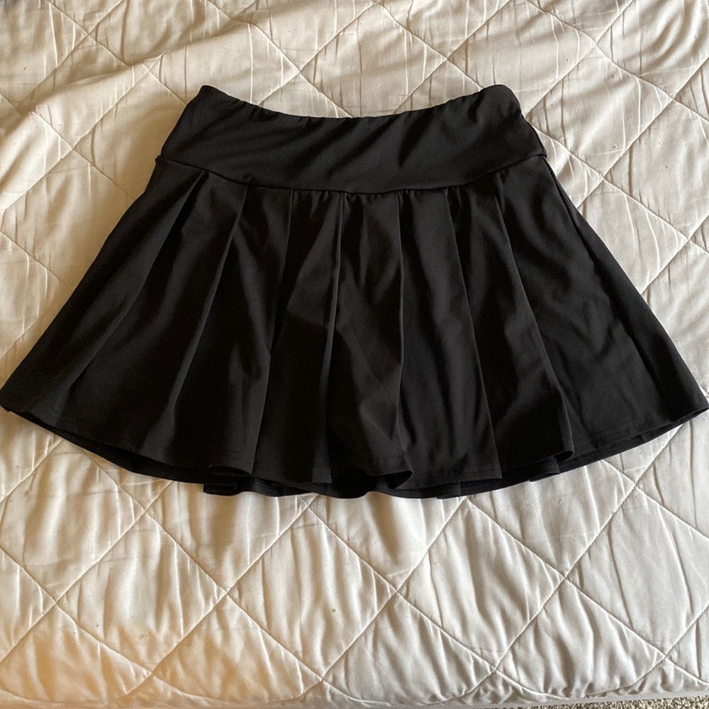 Black tennis skirt